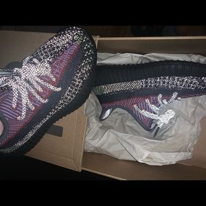 Yeezy Boost 350 Yecheil reflective